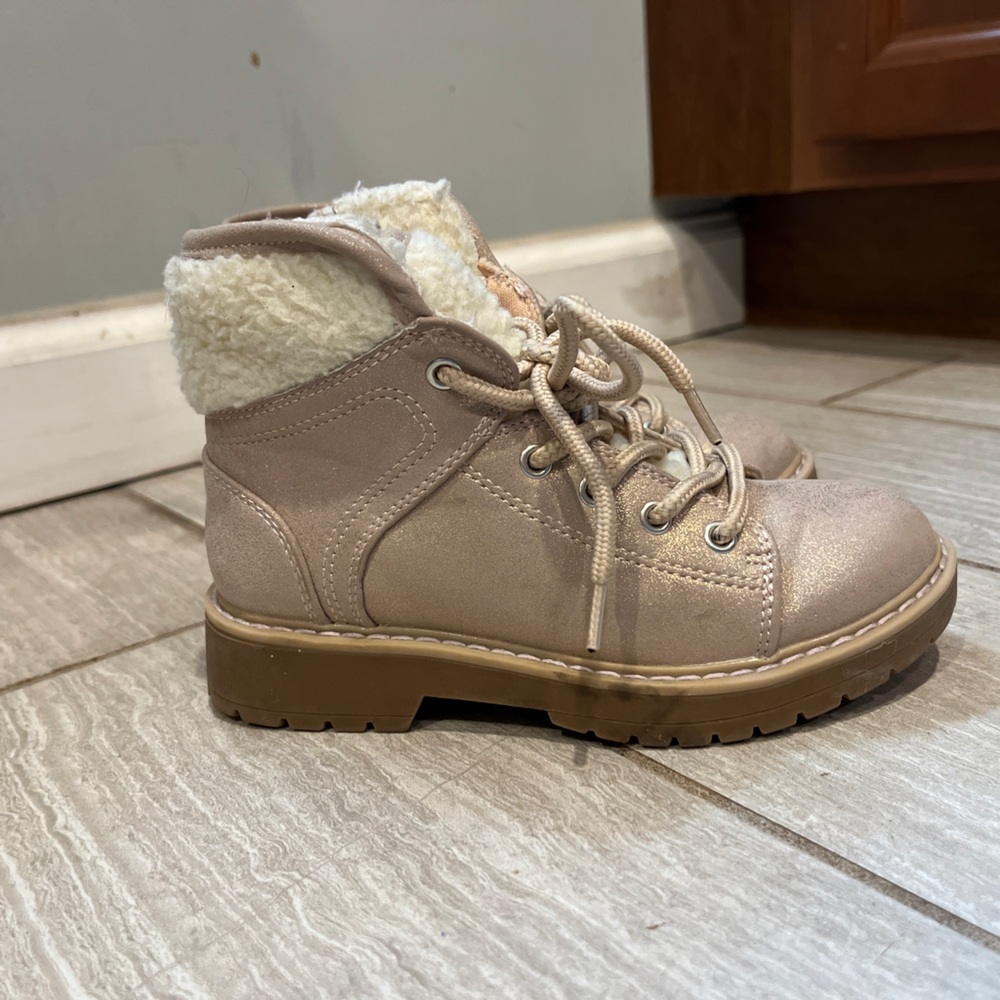 Marc Fisher girls boots